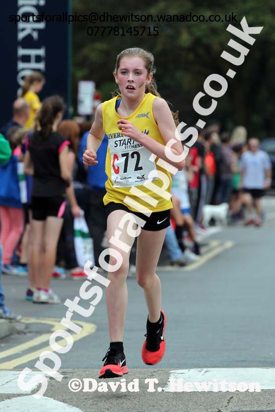 Girls under-13s Northern Road Relays, Warrington. Photo: David T. Hewitson/Sports for All Pics